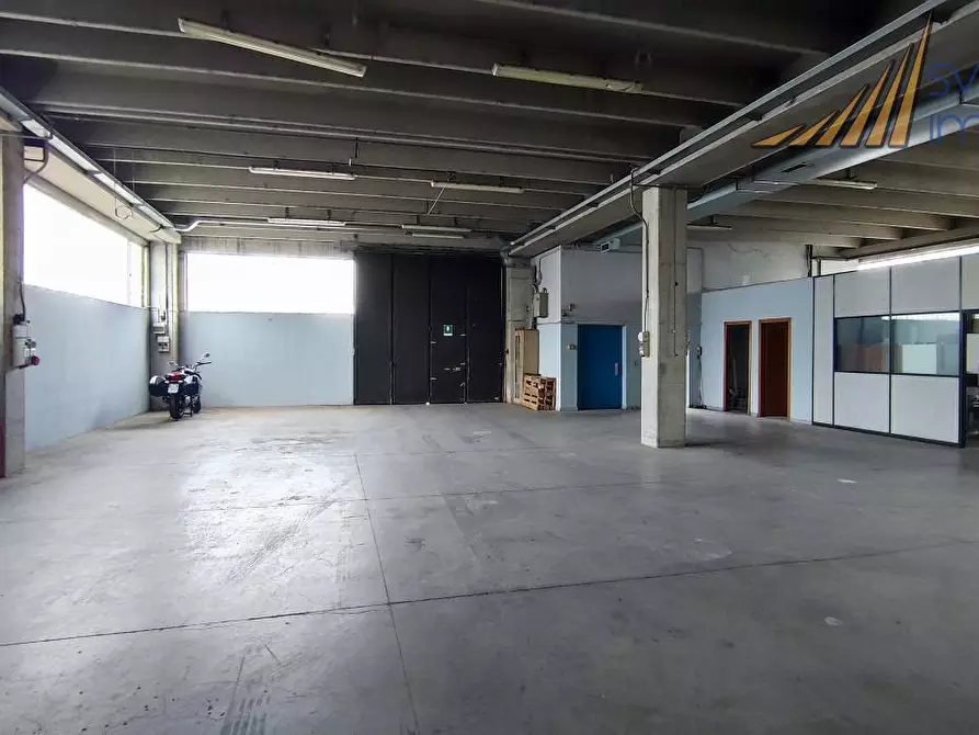 Immagine 9 di Capannone industriale in vendita  in Via Casignolo 54 a Cinisello Balsamo