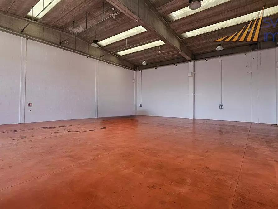 Immagine 8 di Capannone industriale in affitto  in Via Fratelli Bandiera 17 a Carugate