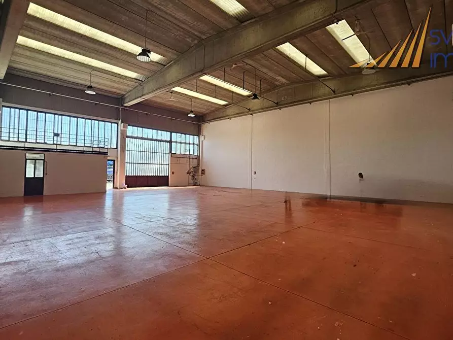 Immagine 4 di Capannone industriale in affitto  in Via Fratelli Bandiera 17 a Carugate