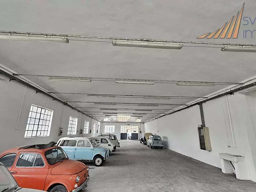 Immagine 1 di Capannone industriale in vendita  in Via Strada Padana Superiore 11 55 a Cernusco Sul Naviglio