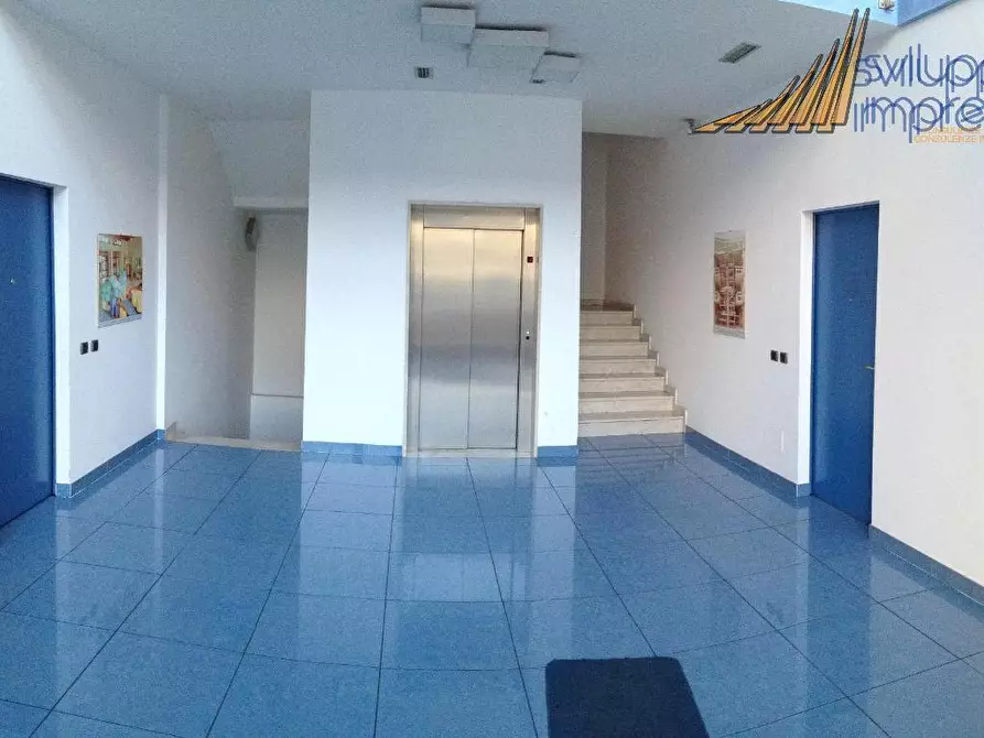 Immagine 4 di Ufficio in affitto  in via Bernardino Luini 209 a Sesto San Giovanni