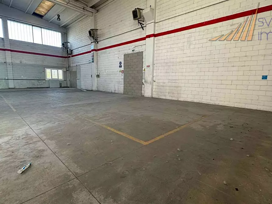 Immagine 8 di Capannone industriale in affitto  in Via Umberto Boccioni 3 a Monza