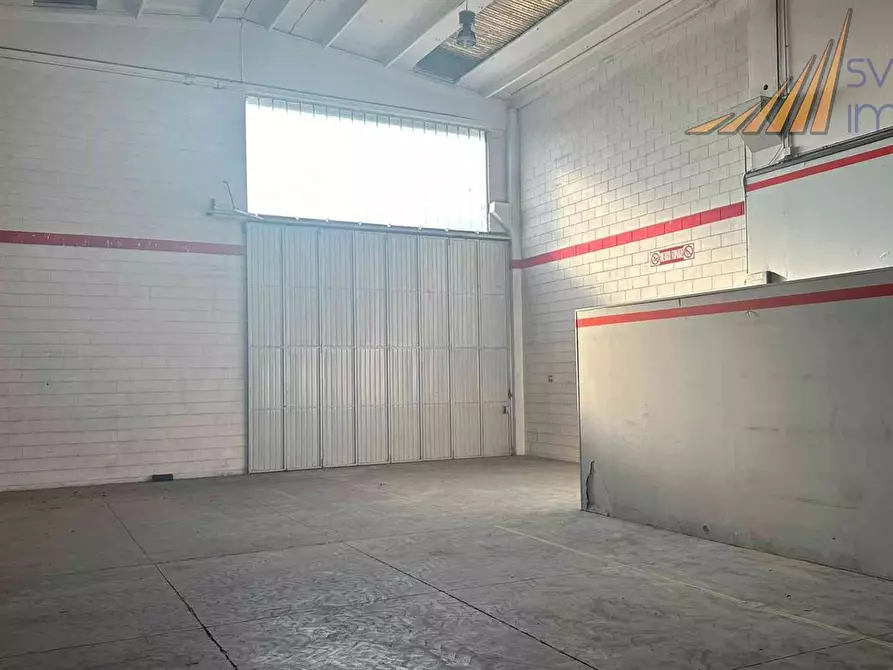 Immagine 7 di Capannone industriale in affitto  in Via Umberto Boccioni 3 a Monza