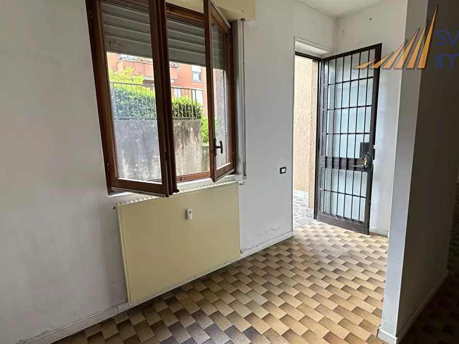 Immagine 1 di Ufficio in vendita  in via Martiri della Libertà 29/B a Burago Di Molgora