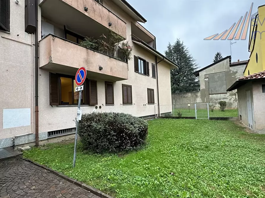 Immagine 1 di Ufficio in affitto  in via Sant'Antonio 6/2 a Vimercate