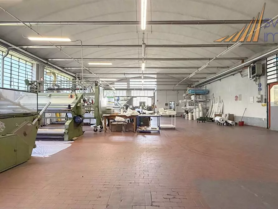Immagine 6 di Capannone industriale in affitto  in Via Cesare Cantù a Macherio