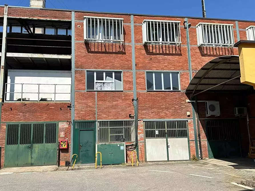 Immagine 3 di Ufficio in affitto  in Via Monte Pasubio 7 a Monza