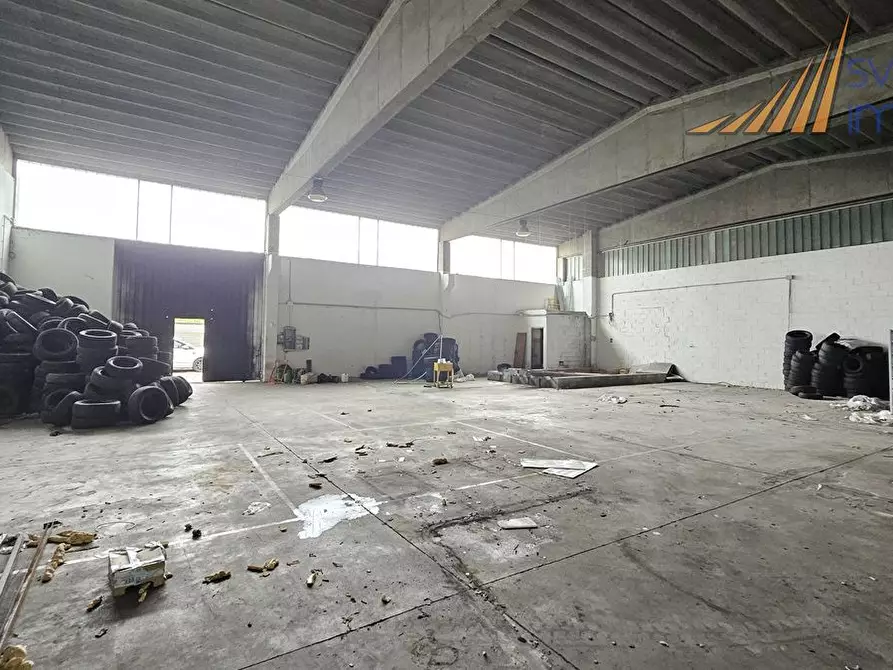 Immagine 3 di Capannone industriale in vendita  in Via Ticino 50 a San Giuliano Milanese