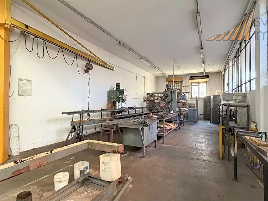 Immagine 3 di Capannone industriale in vendita  in via Galileo Galilei 22 a Bresso