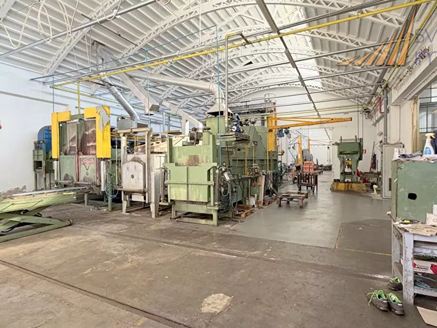 Immagine 9 di Capannone industriale in vendita  in via Galileo Galilei 22 a Bresso