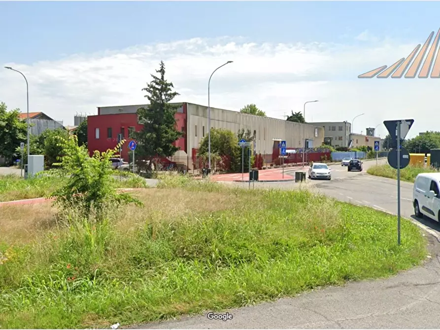 Immagine 5 di Negozio in vendita  in Via Piemonte 24 a Pioltello