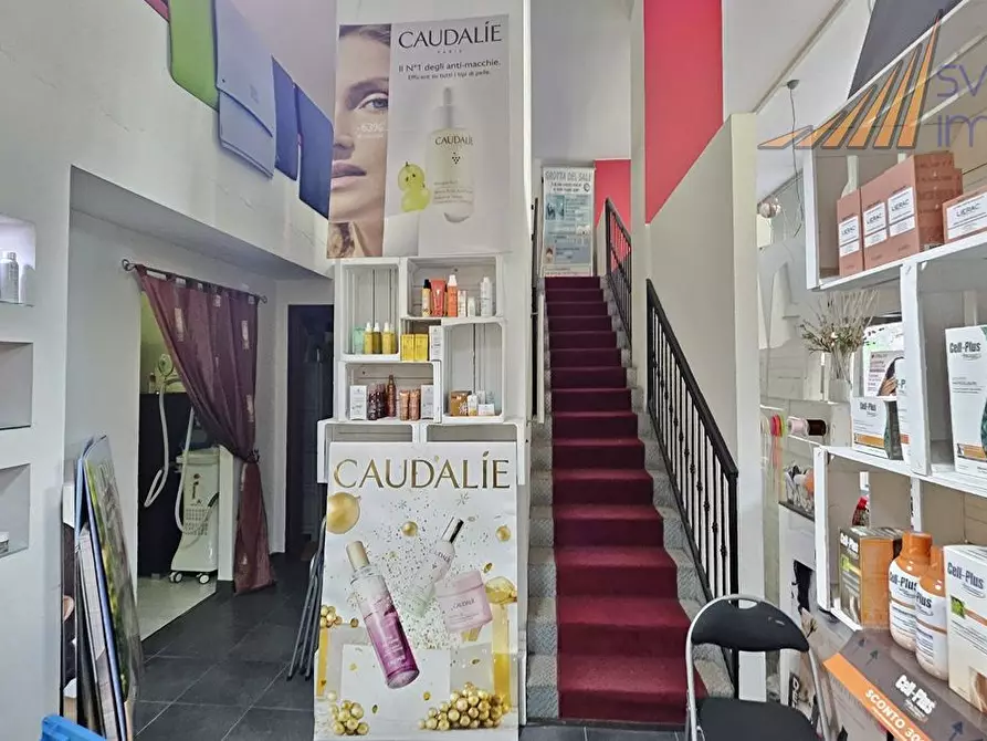 Immagine 2 di Negozio in affitto  in Viale Marelli 1 a Sesto San Giovanni