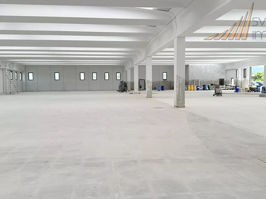 Immagine 7 di Capannone industriale in affitto  in via Guido Rossa 18/20 a Cornate D'adda