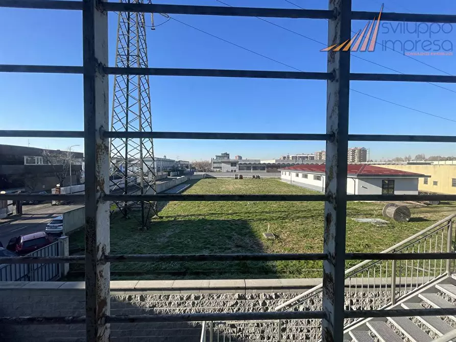 Immagine 8 di Ufficio in vendita  in via Cimabue 6 a Cormano