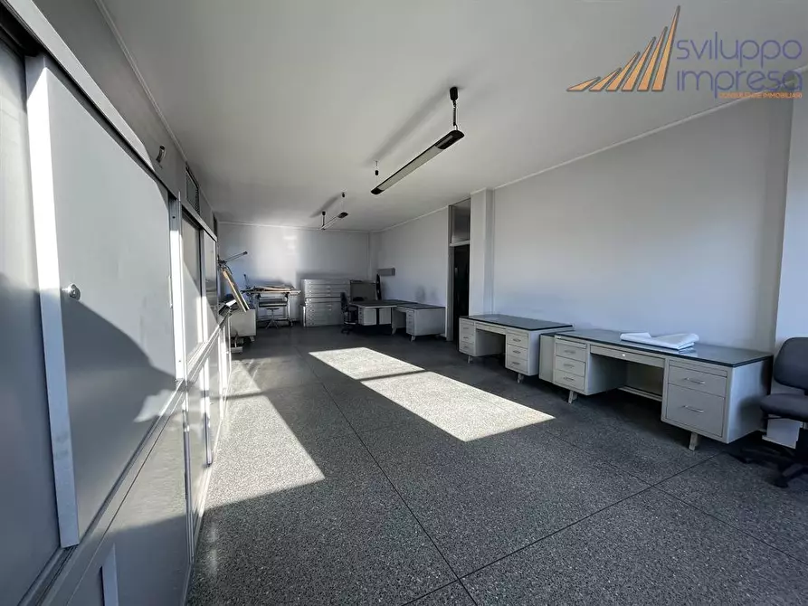 Immagine 9 di Ufficio in vendita  in via Cimabue 6 a Cormano