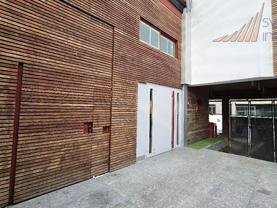 Immagine 2 di Capannone industriale in vendita  in Via Giuseppe Di Vittorio 307 a Sesto San Giovanni