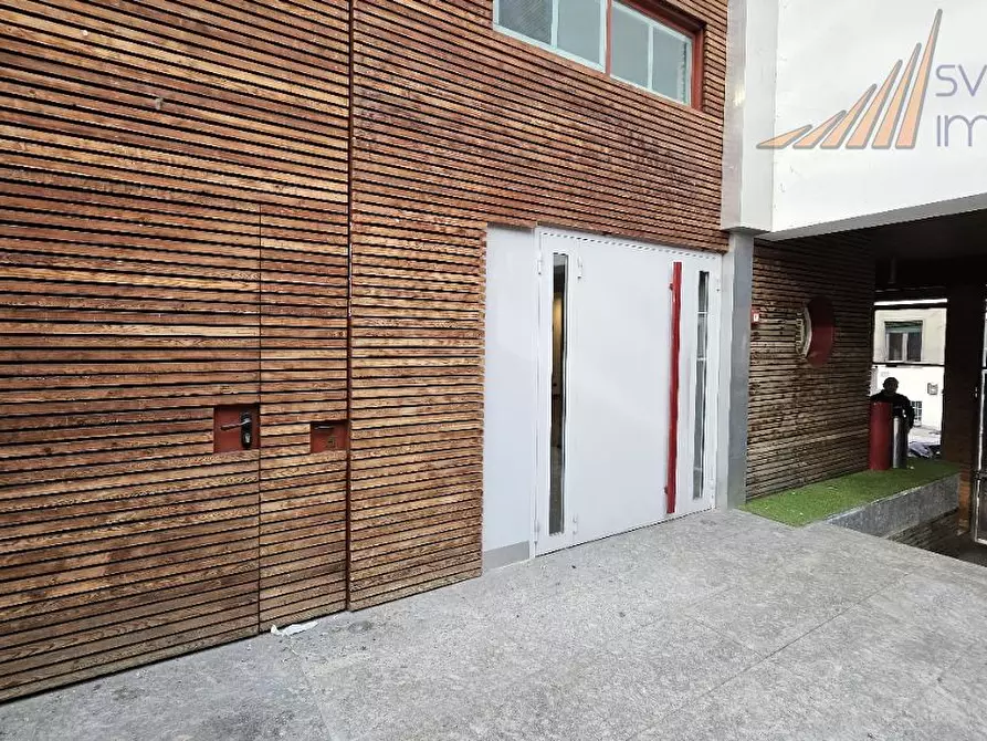 Immagine 1 di Capannone industriale in vendita  in Via Giuseppe Di Vittorio 307 a Sesto San Giovanni