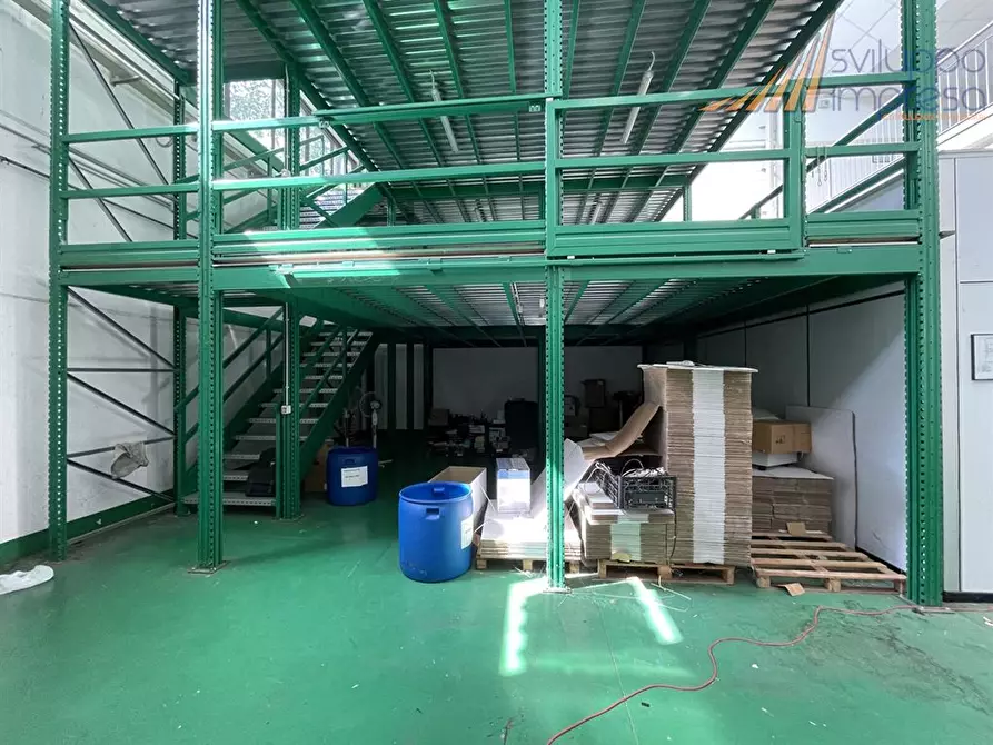 Immagine 9 di Capannone industriale in vendita  in via Dell'Artigianato 17 a Senago