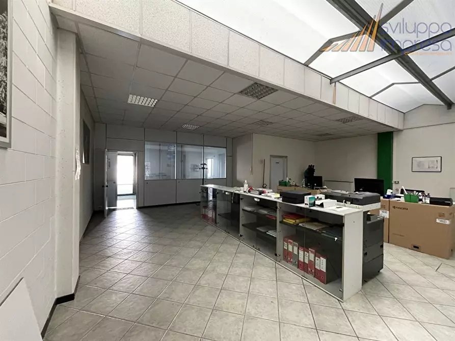 Immagine 5 di Capannone industriale in vendita  in via Dell'Artigianato 17 a Senago