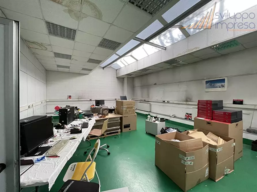 Immagine 6 di Capannone industriale in vendita  in via Dell'Artigianato 17 a Senago
