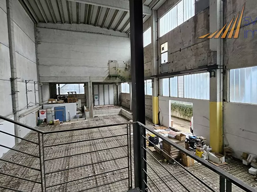 Immagine 3 di Capannone industriale in vendita  in Via Pier Francesco Moia 127 a Brugherio