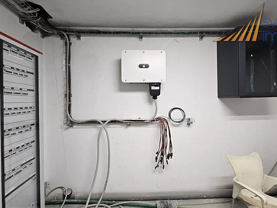 Immagine 2 di Capannone industriale in vendita  in Via Pier Francesco Moia 127 a Brugherio