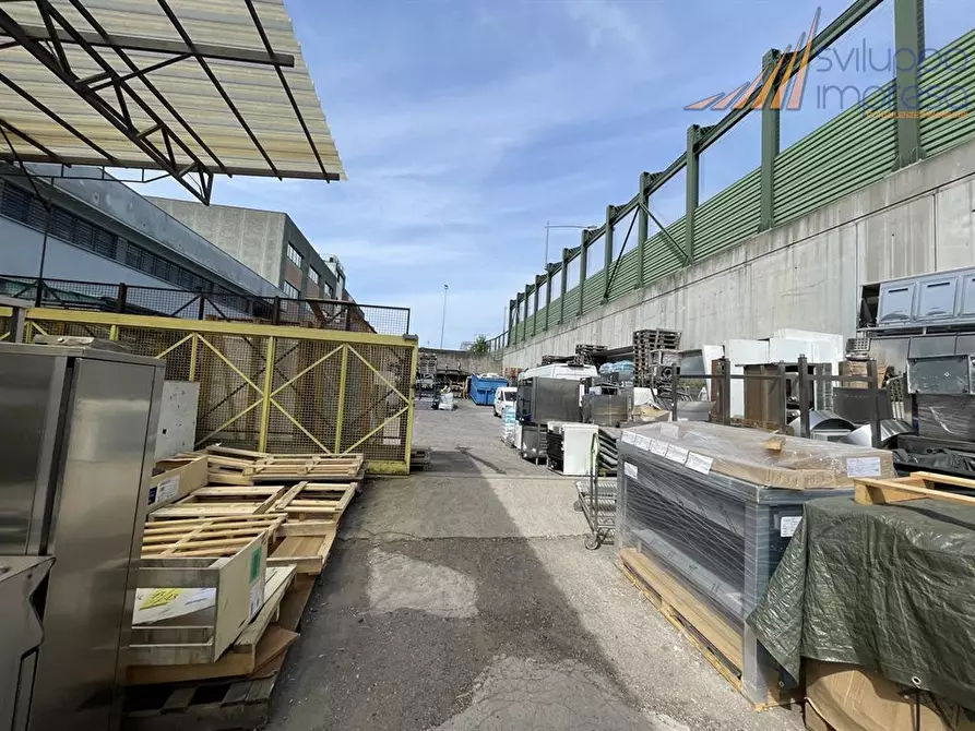 Immagine 4 di Ufficio in vendita  in Via Luigi Cadorna 35 a Cormano