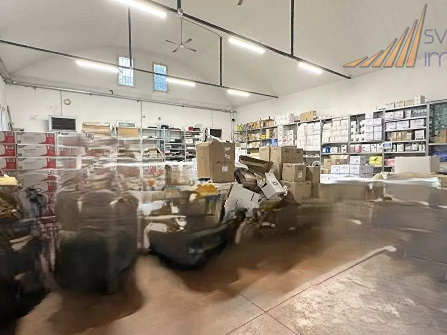 Immagine 9 di Capannone industriale in affitto  in Policarpo Petrocchi 10 a Milano