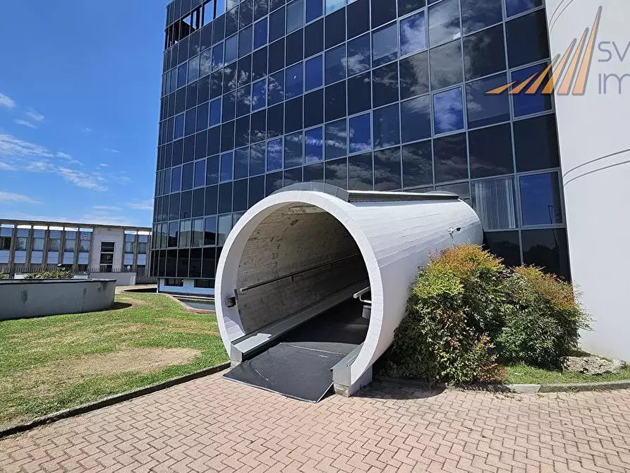 Immagine 8 di Ufficio in affitto  in Via Mozart 47 a Cologno Monzese