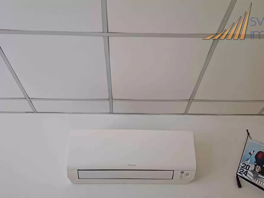 Immagine 7 di Capannone industriale in affitto  a Peschiera Borromeo