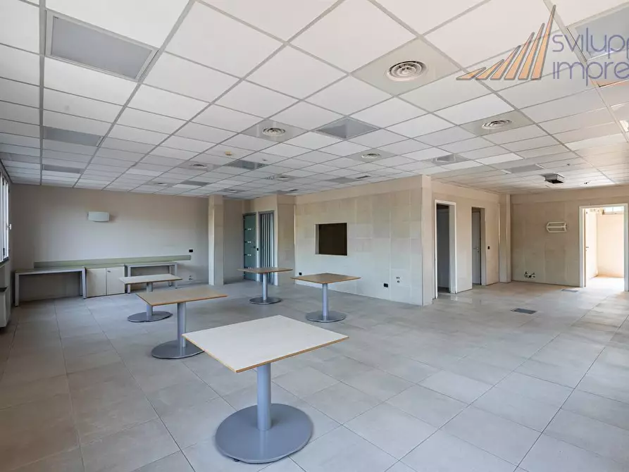 Immagine 9 di Ufficio in vendita  in Viale Spagna 106 a Sesto San Giovanni