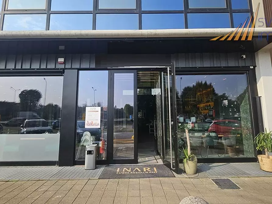 Immagine 2 di Negozio in vendita  in Via Artigianato 2/B a Carugate