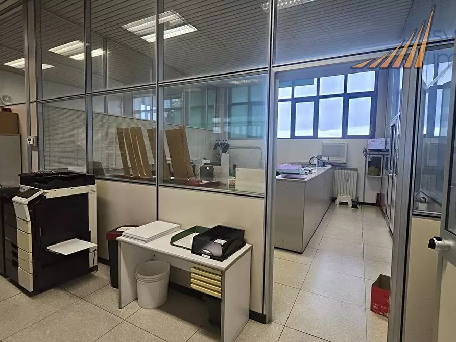 Immagine 3 di Capannone industriale in vendita  in Via Papa Giovanni XXIII 36 a Rodano