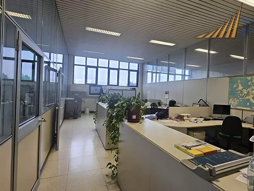 Immagine 5 di Capannone industriale in vendita  in Via Papa Giovanni XXIII 36 a Rodano