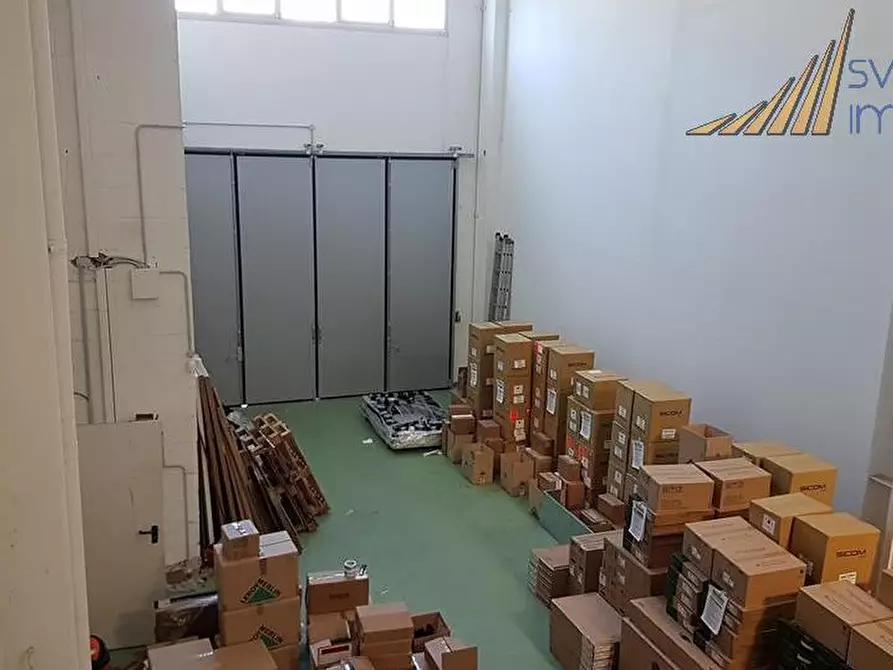 Immagine 8 di Capannone industriale in affitto  in via Caravaggio 28 a Desio