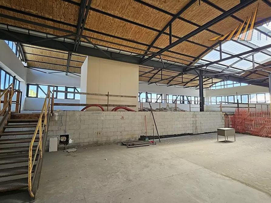 Immagine 1 di Capannone industriale in affitto  in Via Pasubio 7 a Monza