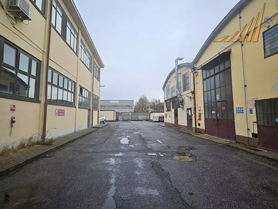 Immagine 6 di Capannone industriale in vendita  in Via Papa Giovanni xxiii 36 a Rodano