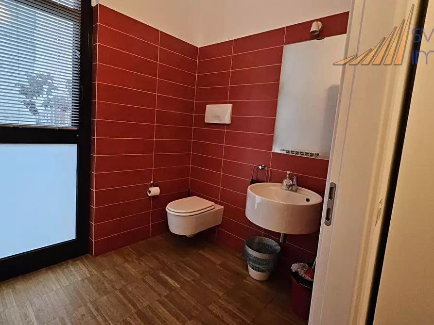 Immagine 1 di Ufficio in affitto  in Viale Lombardia 266 a Brugherio