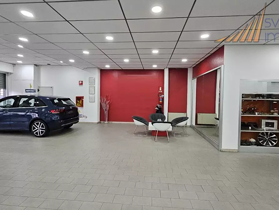 Immagine 6 di Negozio in vendita  in VIA FRATELLI CASIRAGHI 237 a Sesto San Giovanni