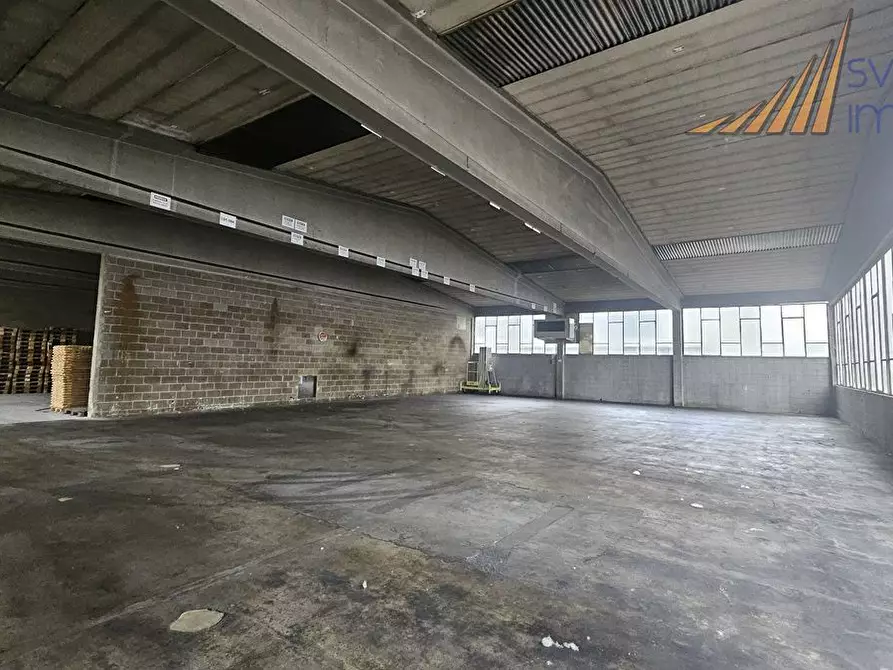 Immagine 9 di Capannone industriale in vendita  in VIA TINTORETTO a Segrate