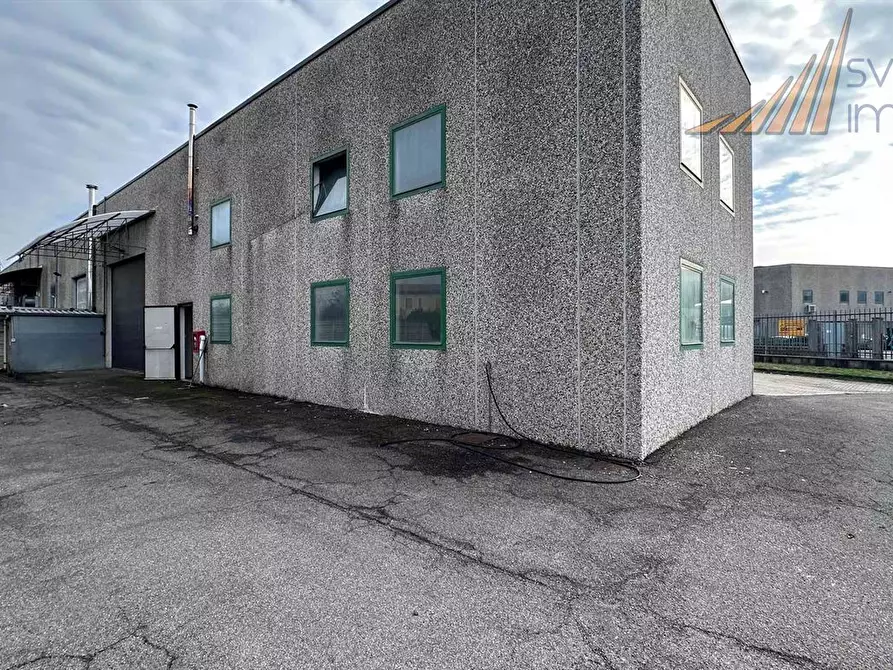 Immagine 4 di Capannone industriale in affitto  in VIA VIGNONE 53 a Seveso