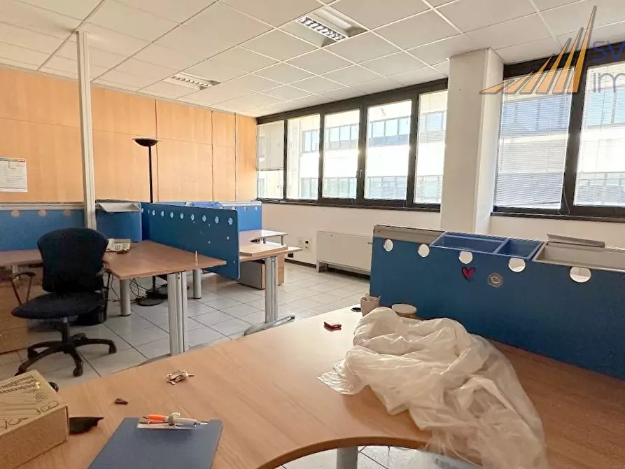 Immagine 1 di Ufficio in affitto  in Via Cadorna 69 a Vimodrone