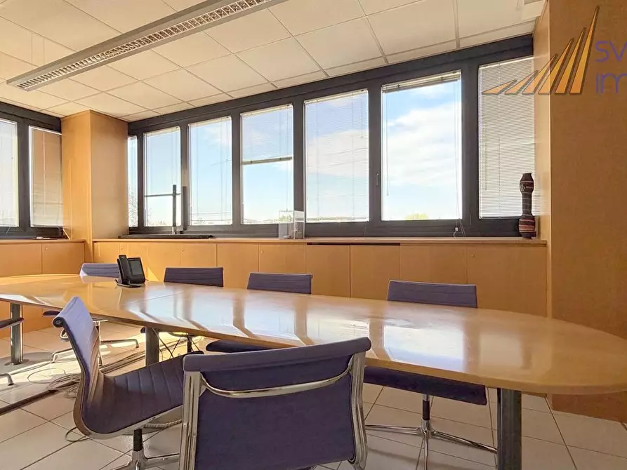 Immagine 1 di Ufficio in affitto  in VIA CADORNA 73 a Vimodrone