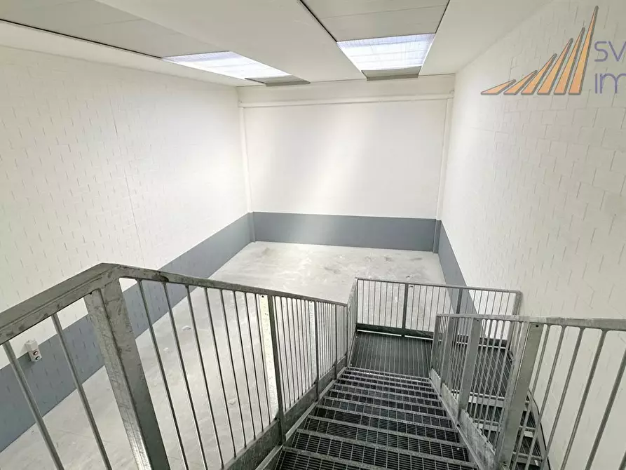 Immagine 2 di Capannone industriale in affitto  in viale delle industrie 1-F6 a Bernareggio