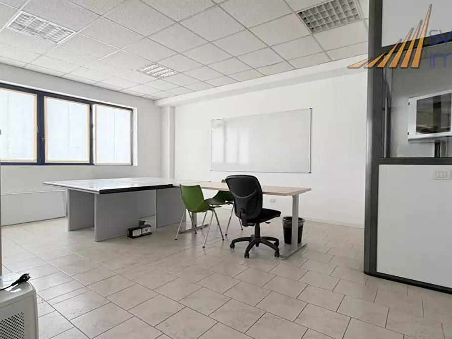 Immagine 8 di Capannone industriale in affitto  in Induno 6 a Cinisello Balsamo