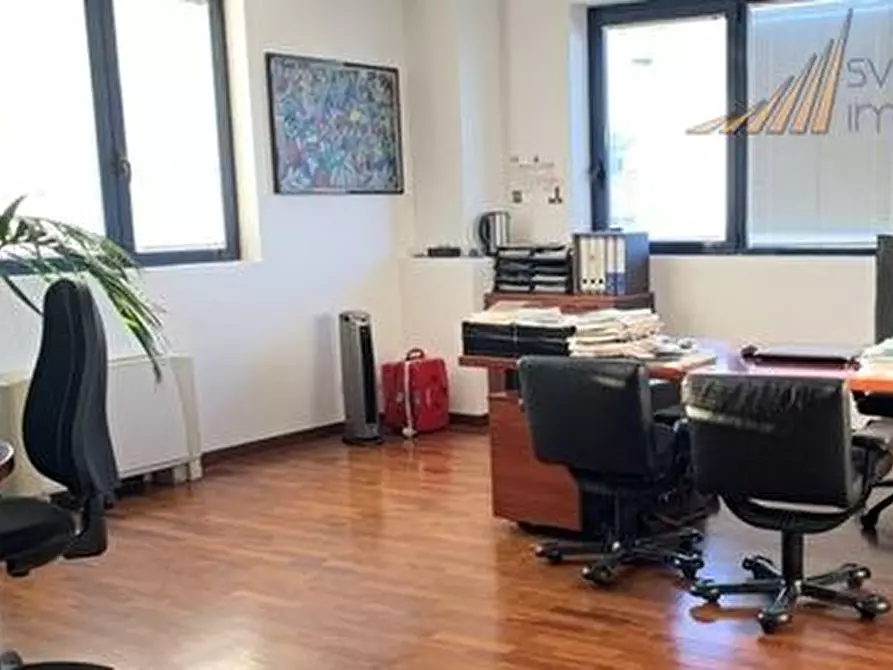 Immagine 4 di Capannone industriale in affitto  in Induno 6 a Cinisello Balsamo