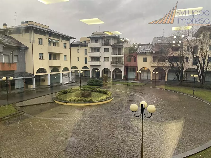 Immagine 6 di Ufficio in vendita  in piazza Giorgio la Pira 4 a Lissone