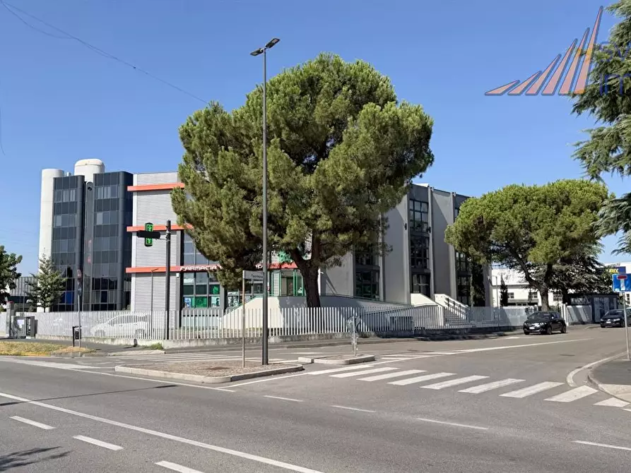 Immagine 9 di Ufficio in vendita  in VIA TAORMINA 1 a Cologno Monzese