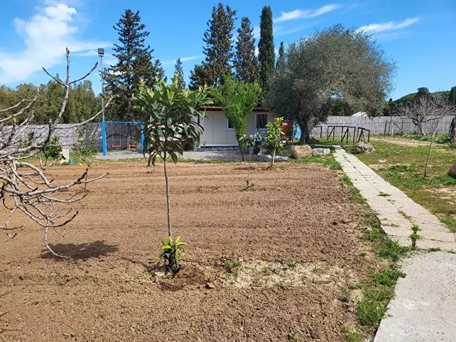 Immagine 1 di Rustico / casale in vendita  a Carbonia