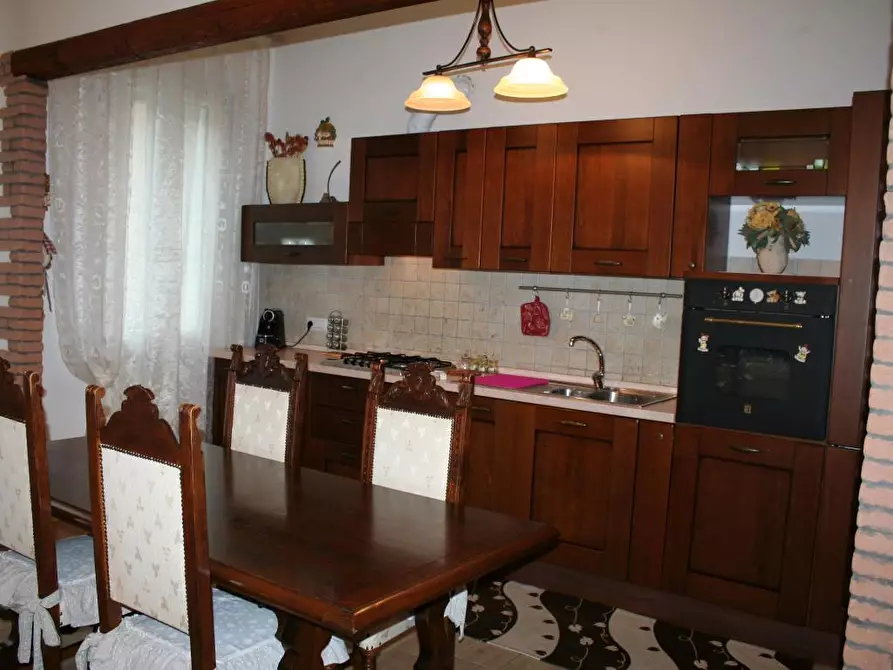 Immagine 3 di Appartamento in vendita  in campo marconi a Chioggia